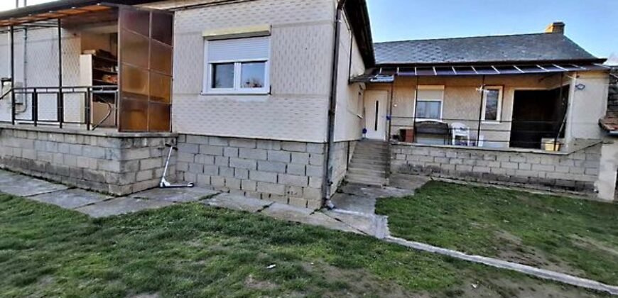 Eladó családi ház Virág utca, Somogyjád