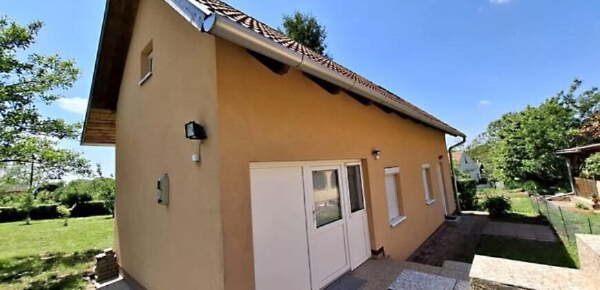 Eladó családi ház Kispest u, Gölle