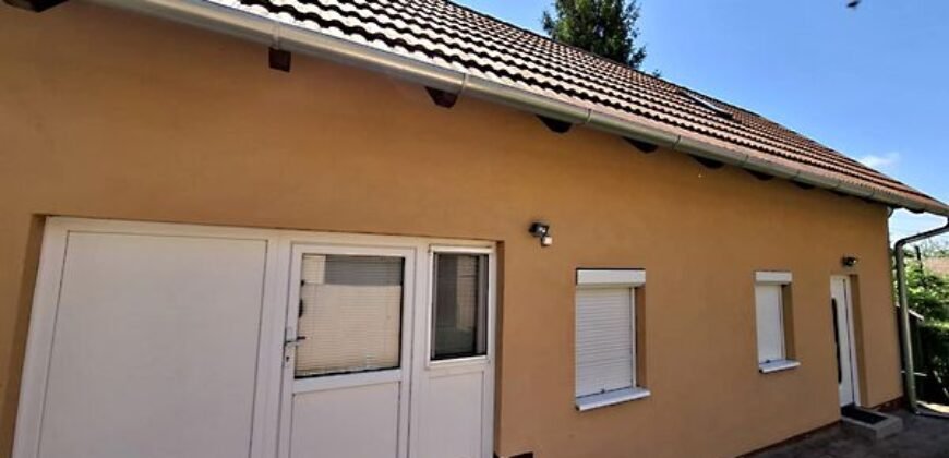 Eladó családi ház Kispest u, Gölle