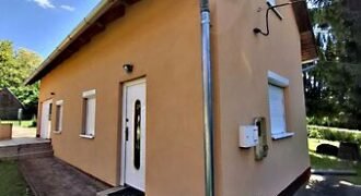 Eladó családi ház Kispest u, Gölle