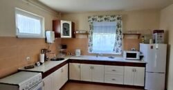 Eladó családi ház Kispest u, Gölle