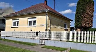 Eladó családi ház Széchenyi , Taszár