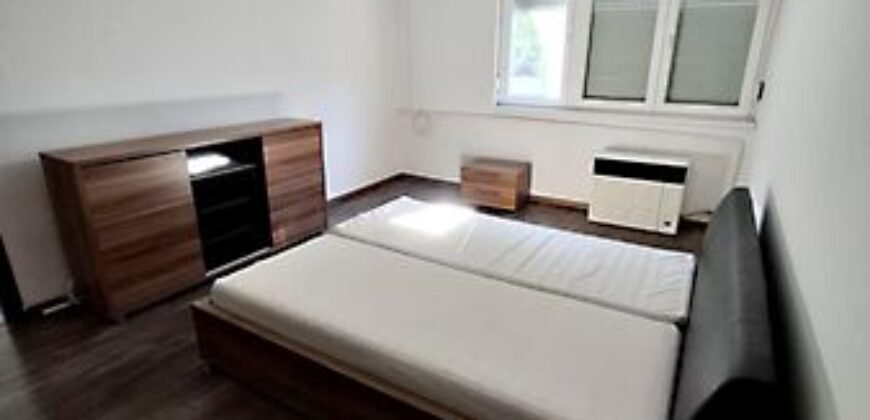 Eladó téglalakás Arany János utca, Kaposvár