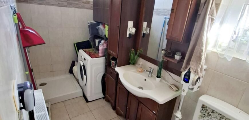 Kaposvártól 8 km Kaposmérőben család ház eladó!