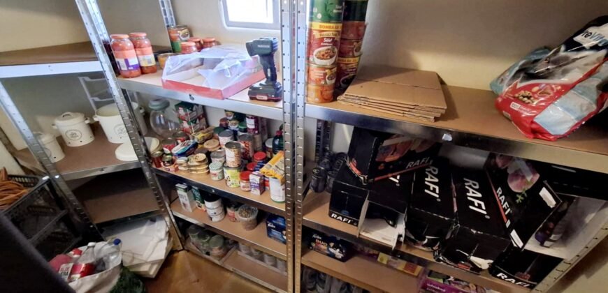 Kaposvártól 8 km Kaposmérőben család ház eladó!