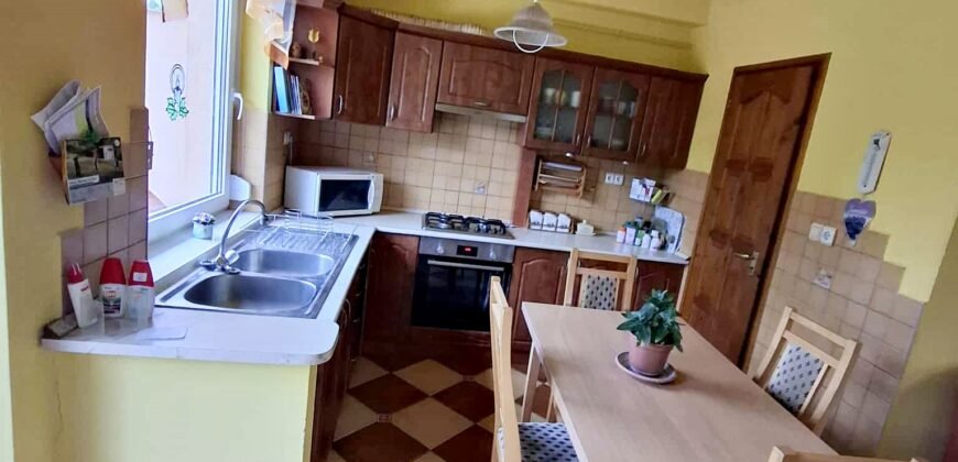 Kaposvár közkedvelt részén családi ház eladó!