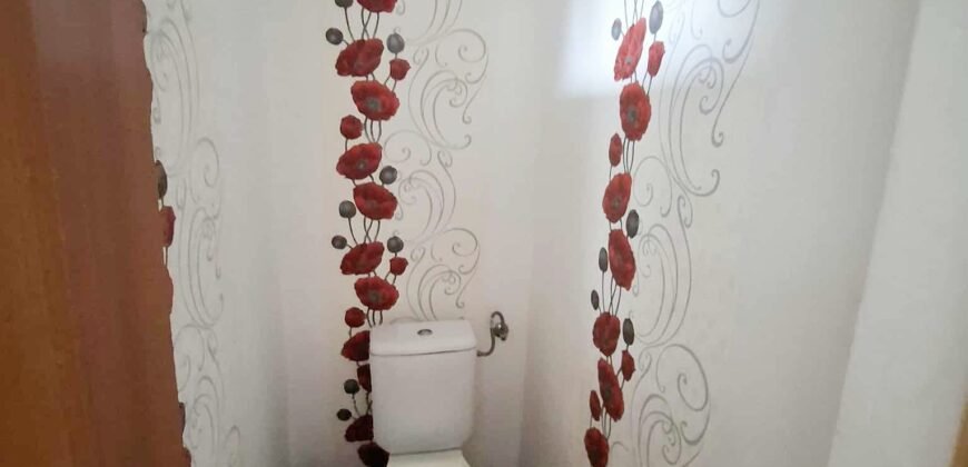 Kaposmérőben eladó tágas, felújított családi ház nagy telekkel, garázzsal és borospincével!