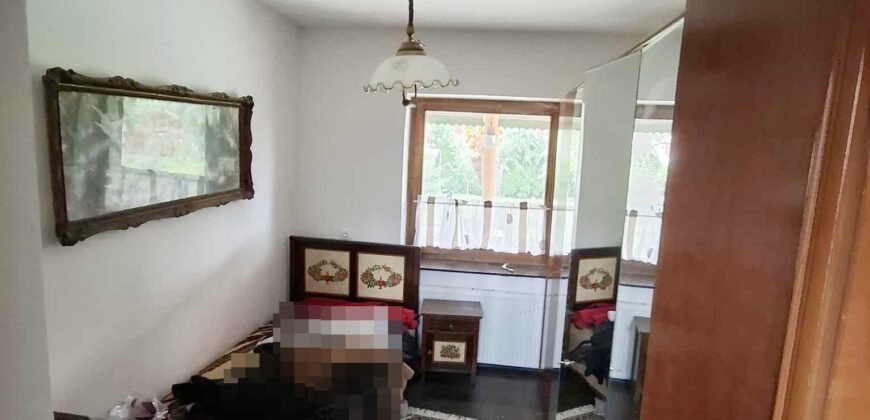 Kaposmérőben eladó tágas, felújított családi ház nagy telekkel, garázzsal és borospincével!