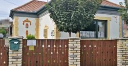 Kaposmérőben eladó tágas, felújított családi ház nagy telekkel, garázzsal és borospincével!