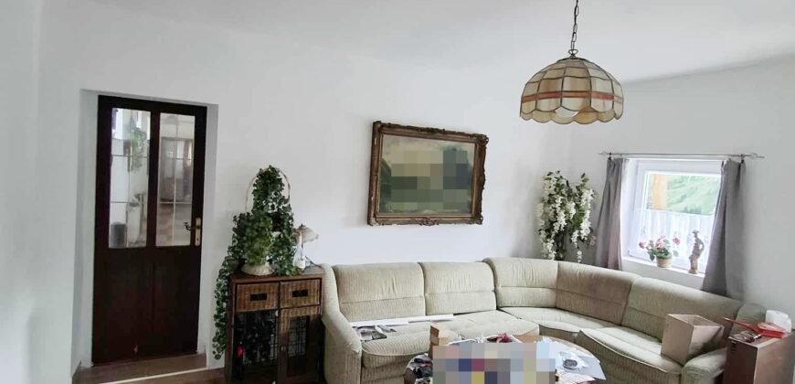 Kaposmérőben eladó tágas, felújított családi ház nagy telekkel, garázzsal és borospincével!