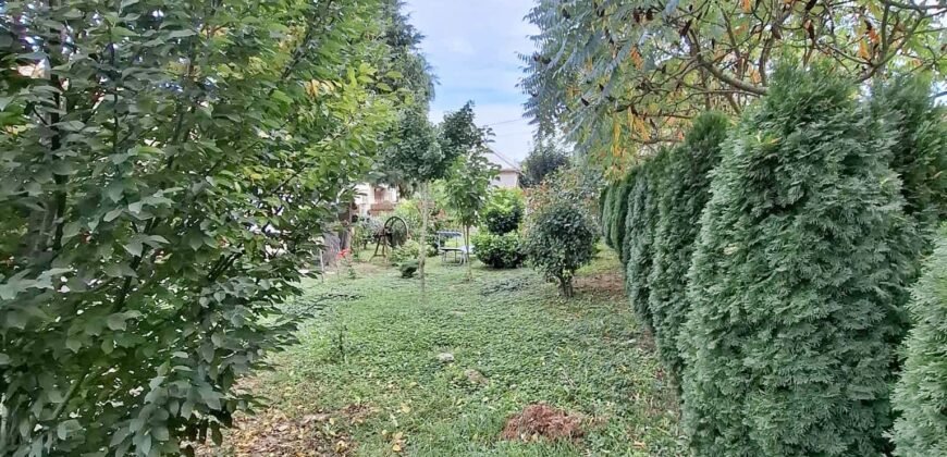 Kaposmérőben eladó tágas, felújított családi ház nagy telekkel, garázzsal és borospincével!