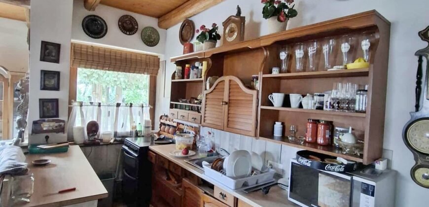 Kaposmérőben eladó tágas, felújított családi ház nagy telekkel, garázzsal és borospincével!