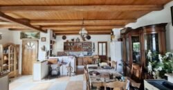 Kaposmérőben eladó tágas, felújított családi ház nagy telekkel, garázzsal és borospincével!