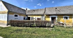 Kaposvártól 16 km  Várda !