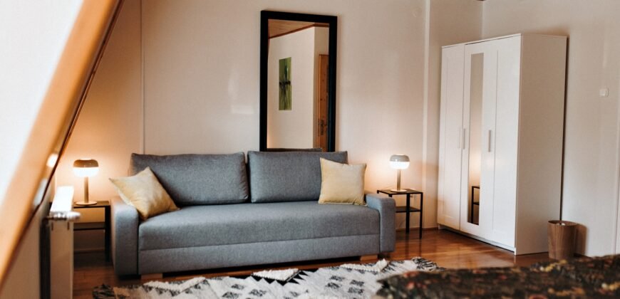 Dombóvár-Gunaras Otthon és vállalkozás egyben !