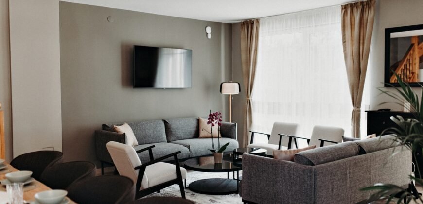 Dombóvár-Gunaras Otthon és vállalkozás egyben !