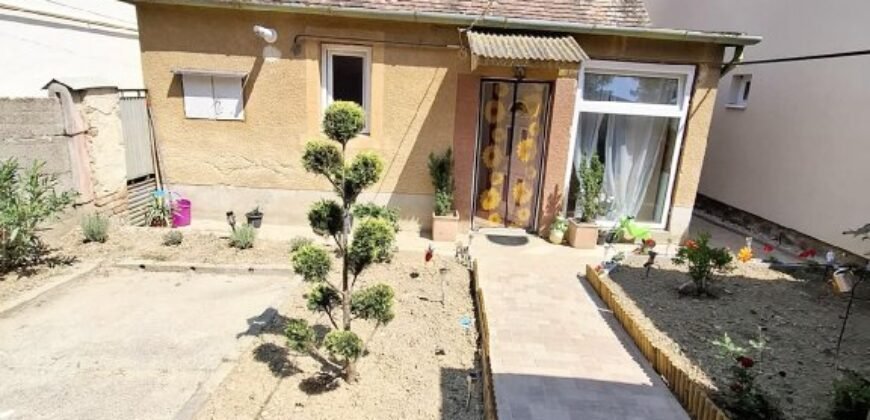 Kaposvár! Mézeskalács házikó!