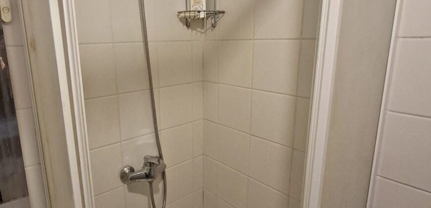 Kaposvár kedvelt részén első emeleti lakás eladó!