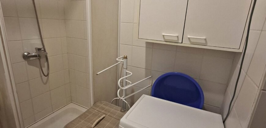 Kaposvár kedvelt részén első emeleti lakás eladó!