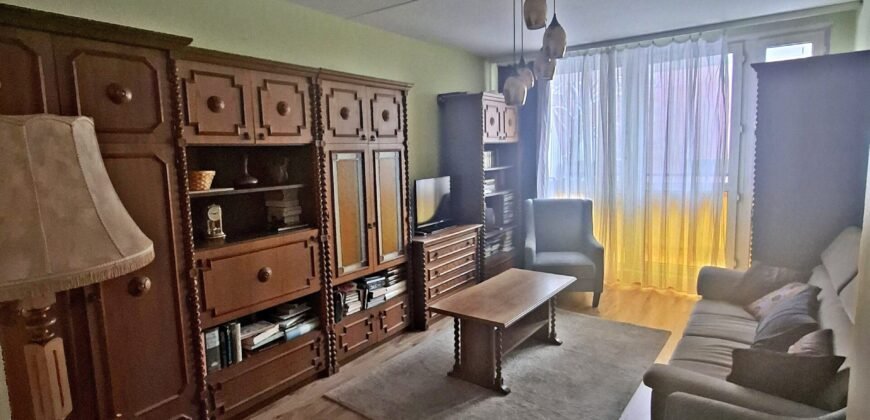 Kaposvár kedvelt részén első emeleti lakás eladó!