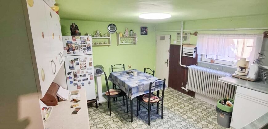 Kaposvári eladó családi ház!