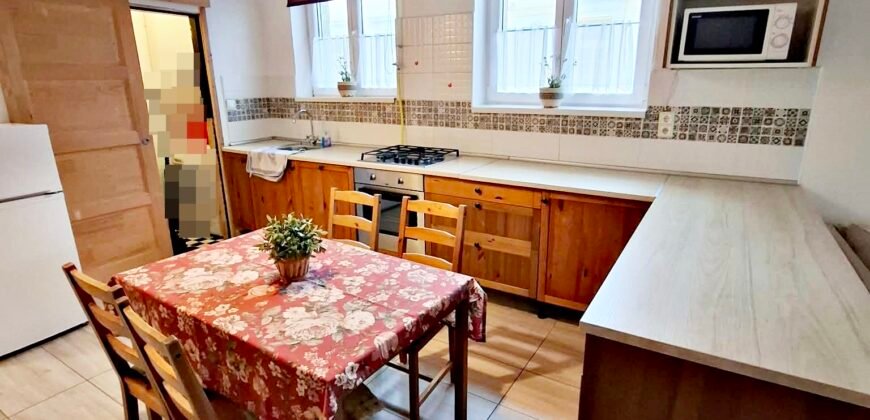 Kaposvár szívében felújított lakás garázzsal együtt eladó!