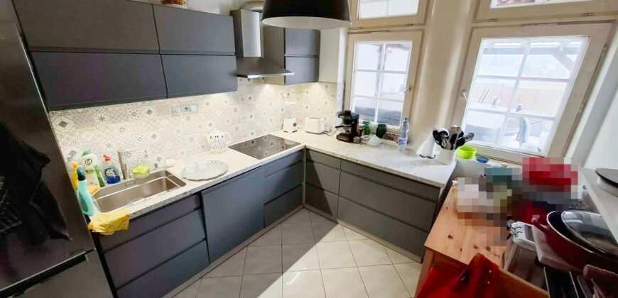 Igal! Kaposvártól 25-km Balatontól 30-km!