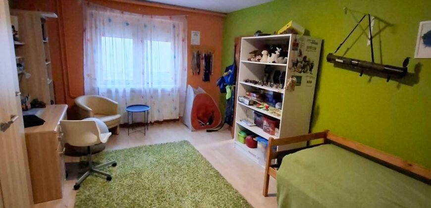 Kaposvár csendes utcájában egy igazi Otthon várja új tulajdonosait!