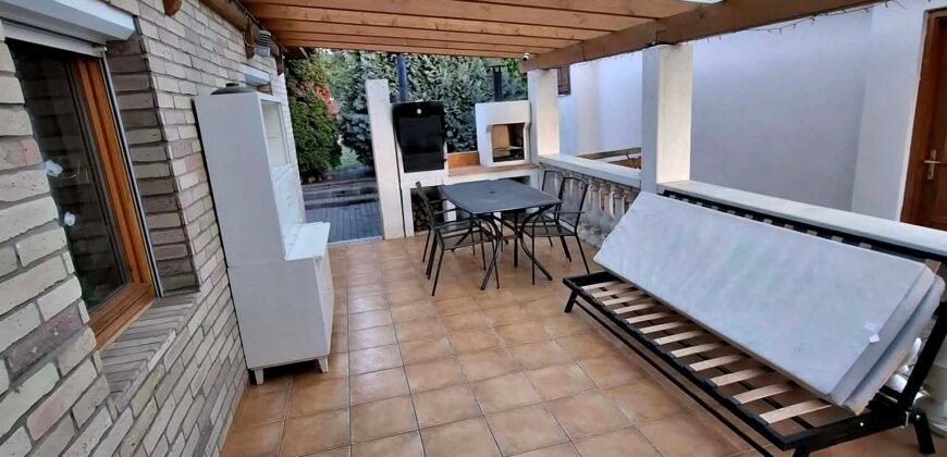 Kaposvár csendes utcájában egy igazi Otthon várja új tulajdonosait!