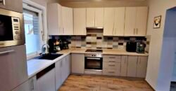 Kaposvár csendes utcájában egy igazi Otthon várja új tulajdonosait!