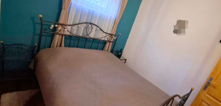 Kaposvár csendes utcájában egy igazi Otthon várja új tulajdonosait!