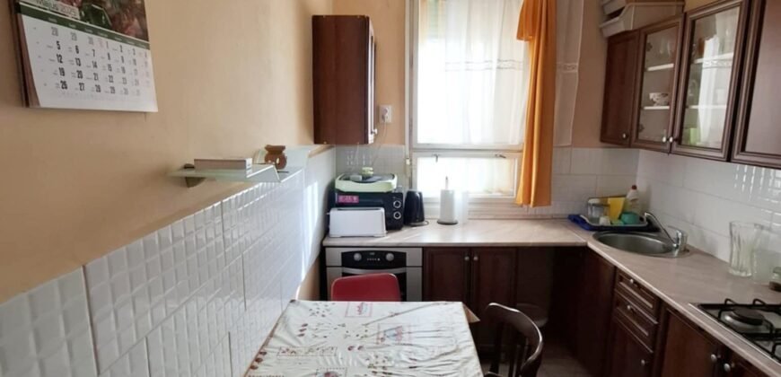 Kaposvár közkedvelt részén téglalakás eladó!