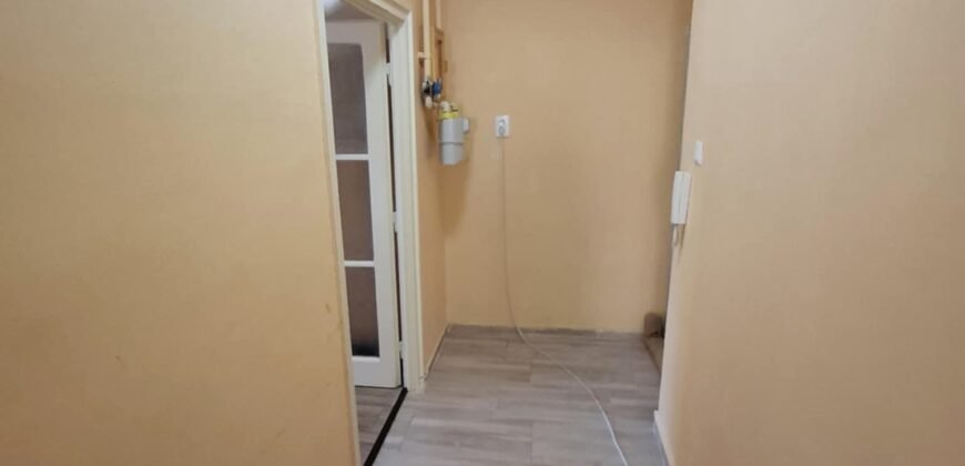 Kaposvár közkedvelt részén téglalakás eladó!