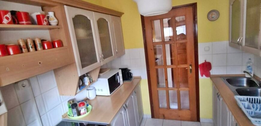 Kaposvár! Arany János téren eladó lakás!