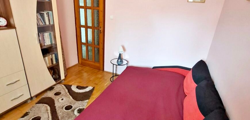 Kaposvár! Arany János téren eladó lakás!